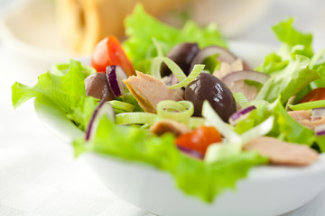 Salad with smoked mackerel