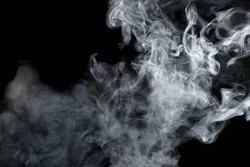 Draagtas Witte rook op zwarte achtergrond. Geïsoleerd. © Alexander Marushin