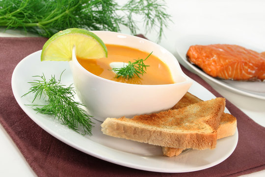 「Lachscremesuppe」の写真素材 | 12件の無料イラスト画像 | Adobe Stock