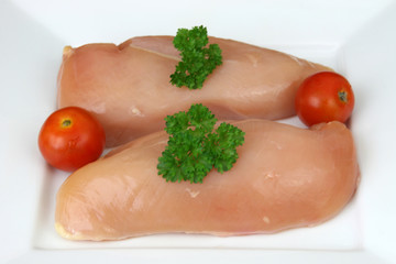 Hühnerfilets roh