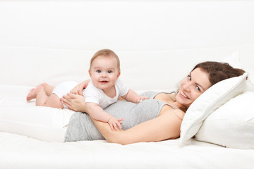 Fototapeta na wymiar Mother with baby