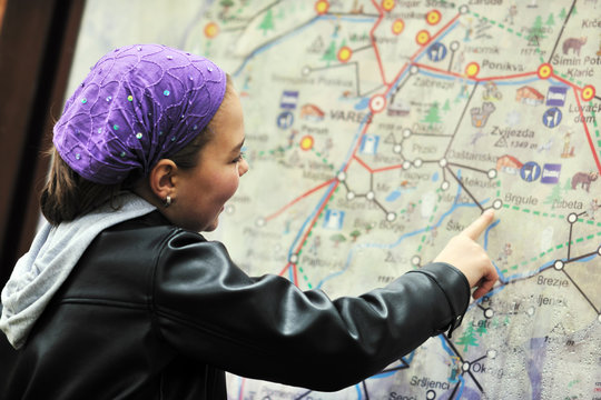 girl with city map navigation panel