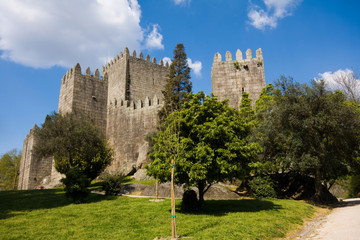 Fototapeta na wymiar Guimaraes Castle, and surrounding park, in the north of Portugal