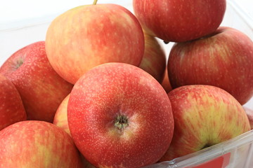 Red apples