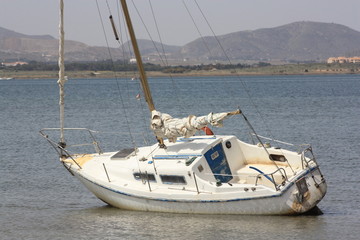 Velero varado