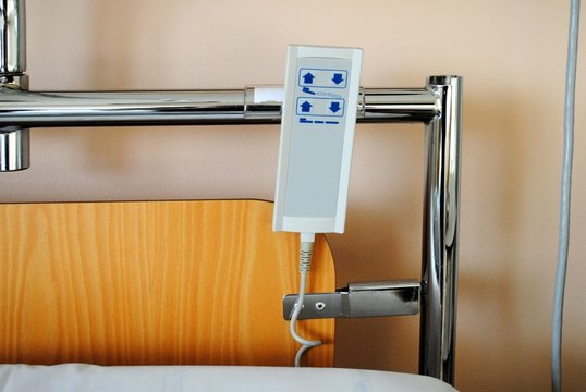 elektrisches Krankenhausbett