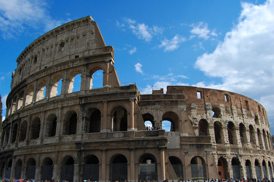 the legendary Coliseum of Rome 2