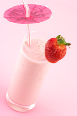 Strawberry protein cocktail