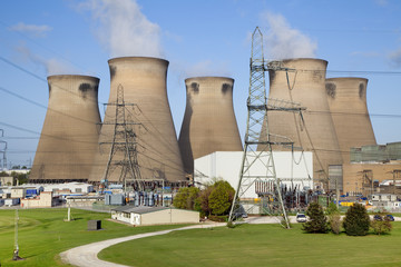 Power station cooling towers