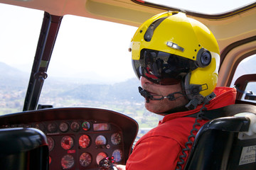 Pilota di elicottero