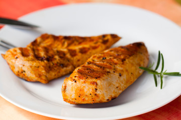 Putenbrust , gegrillt