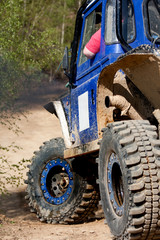 off roader preparing to climb a steep hill