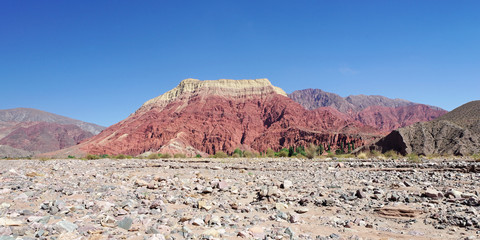 Incroyables couleurs des montagnes argentine (NOA)