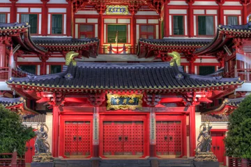 Foto auf Leinwand Buddha Tooth Relic Temple Front Doors © David Gn