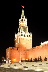 Fototapeta na wymiar Spassky Tower in Red Square at night in Moscow, Russia