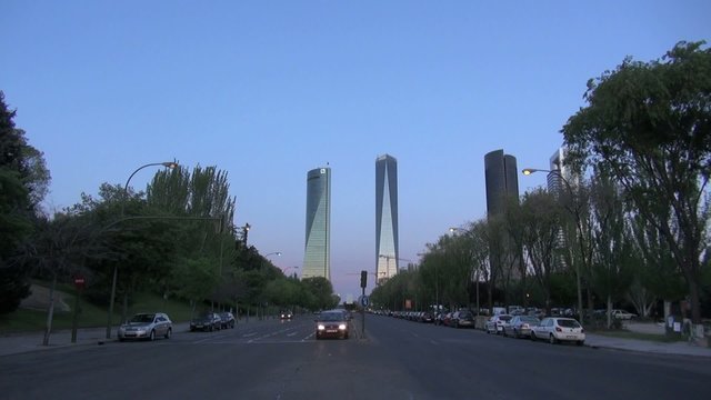 two skyscrapers at Madrid