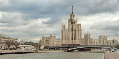 Kotelnicheskaya Embankment Building