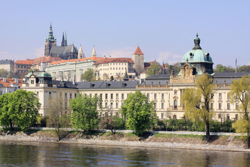 Fototapeta na wymiar View on the spring Prague gothic Castle above River Vltava