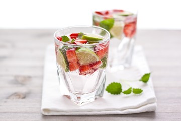 summer strawberry drink