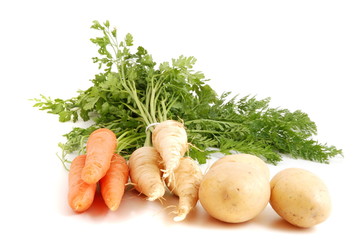 Gemüse - karotte,wurzelpetersilie und kartoffel