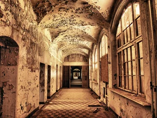 Papier Peint photo Lavable Ancien hôpital Beelitz ancien couloir malade à l& 39 hôpital