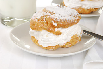 Delicious cream puff