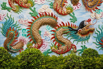 Obraz premium dragon statue at Chinese temple