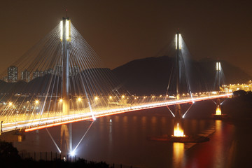 Obraz premium Ting Kau Bridge in Hong Kong at night