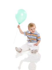 Fototapeta na wymiar boy with balloon