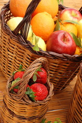 CESTA E CESTINO CO FRUTTA