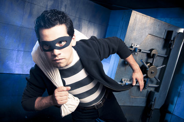 Thief running away with money