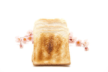 Toastbrot mit Blütenzweig