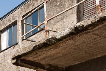 Balkon, baufällig