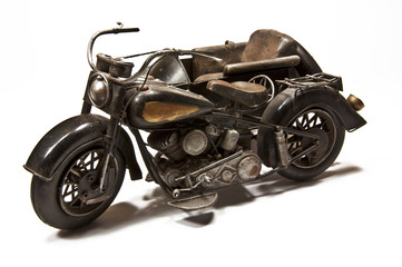 Motorrad mit Seitenwagen links frei