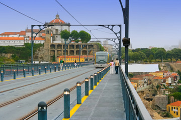 Obraz premium Railway track at Dom Luis Bridge in Porto, Portugal
