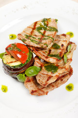 Grilled steak meat with vegetables