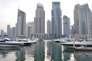 Obraz na płótnie Canvas Dubai Marina