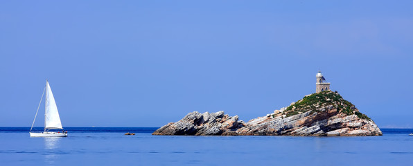 Scoglietto con Faro ( Isola D'Elba )