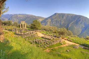 Deurstickers The tholos of the sanctuary of Athena Pronaia at Delphi,Greece © anastasios71