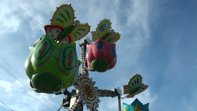 Children's merry-go-round