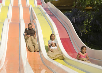 Toboggan en famille