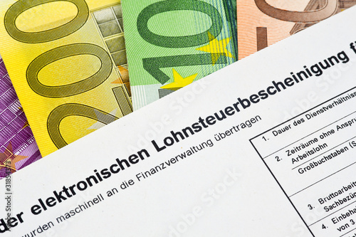"Elektronische Lohnsteuerbescheinigung" Stockfotos und ...