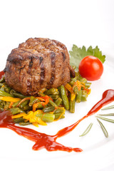 Grilled steak with vegetables