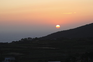 pantelleria tramonto sul mare