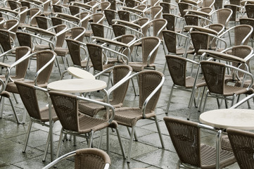 Outdoor coffee tables