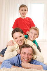 Obraz premium happy family four