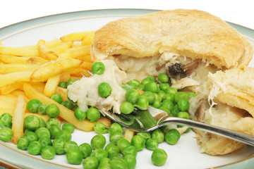 Chicken pie chips and peas