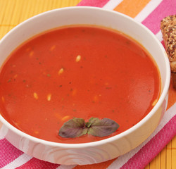 Tomatensuppe mit Reis