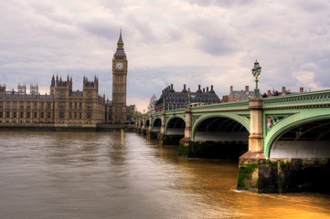 Fototapeta na wymiar Westminster Bridge i Budynek Parlamentu