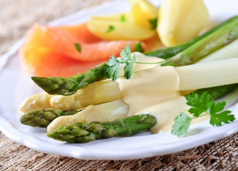 spargel mit lachs und kartoffeln